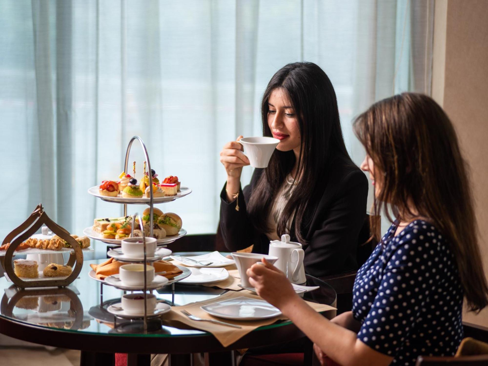 City Centre Rotana Доха Екстер'єр фото Afternoon tea